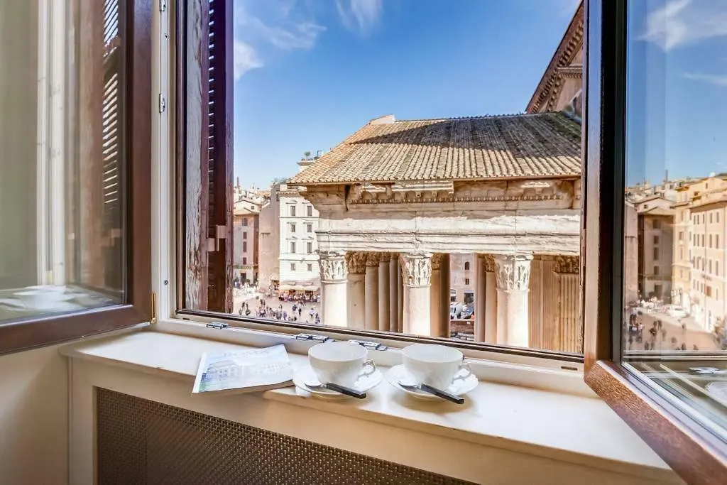 Holiday home Luxurious Loft Facing The Pantheon Villa Rome