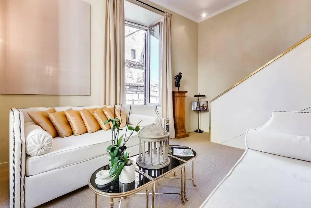 Semesterbostad Luxurious Loft Facing The Pantheon Villa Rom