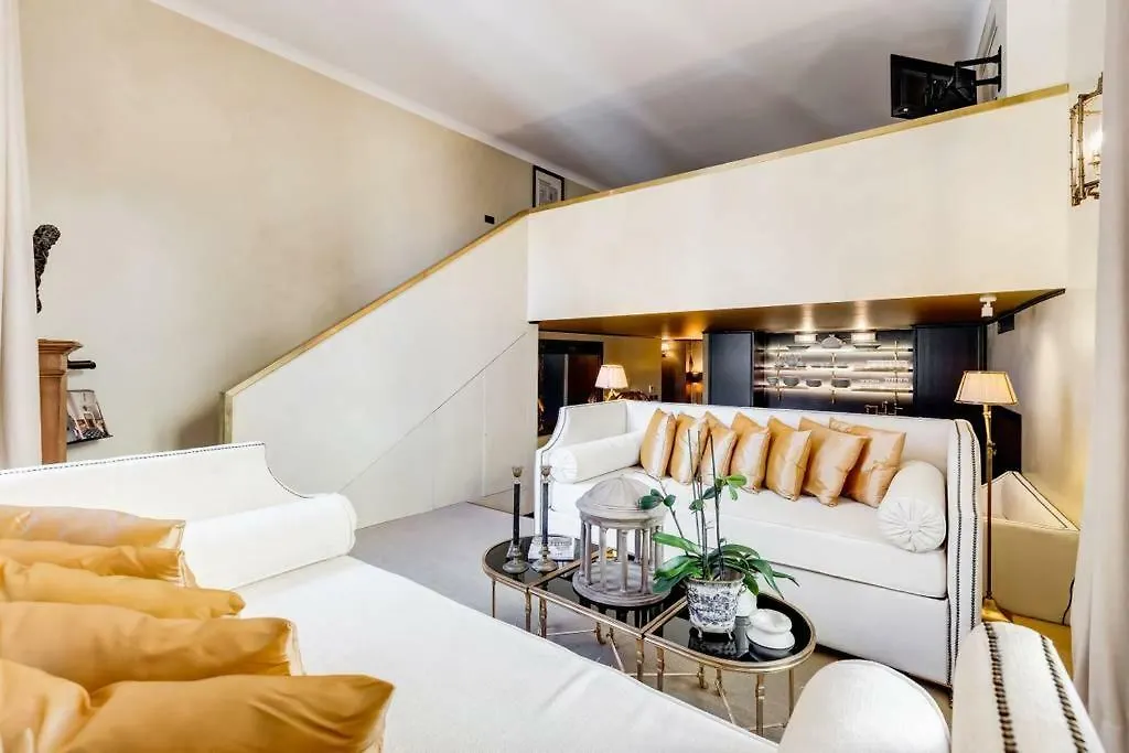 Luxurious Loft Facing The Pantheon Villa Rome Holiday home