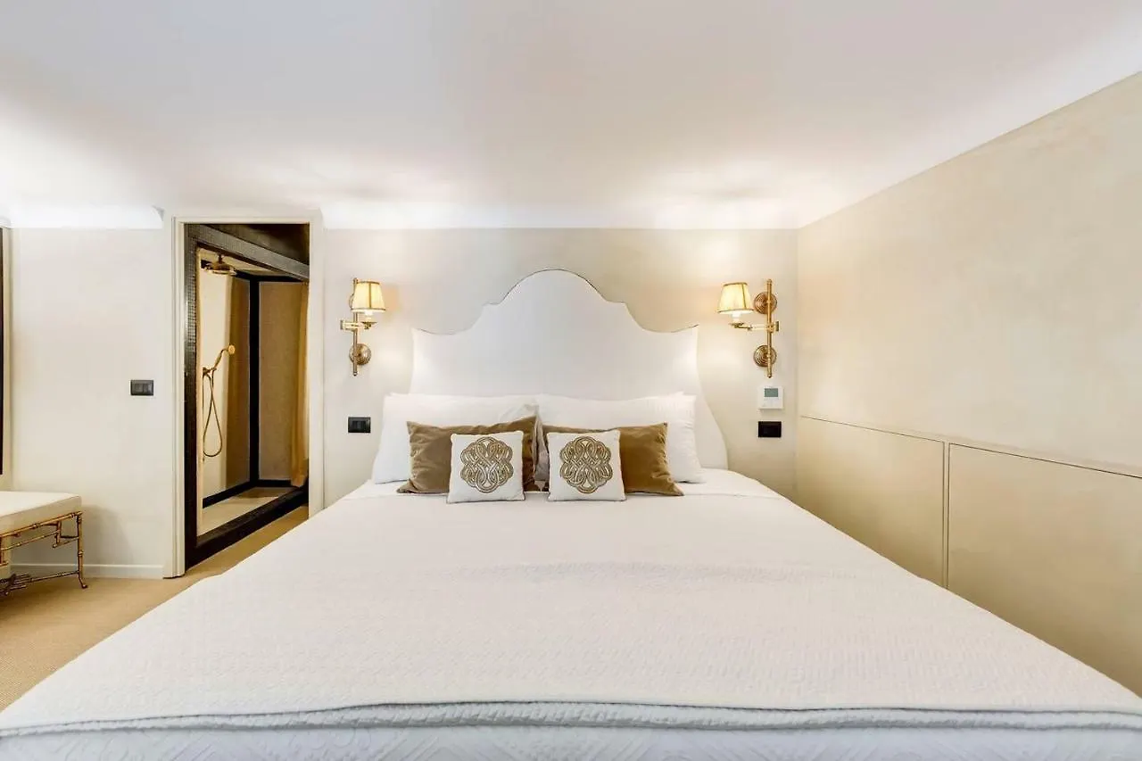 Semesterbostad Luxurious Loft Facing The Pantheon Villa Rom